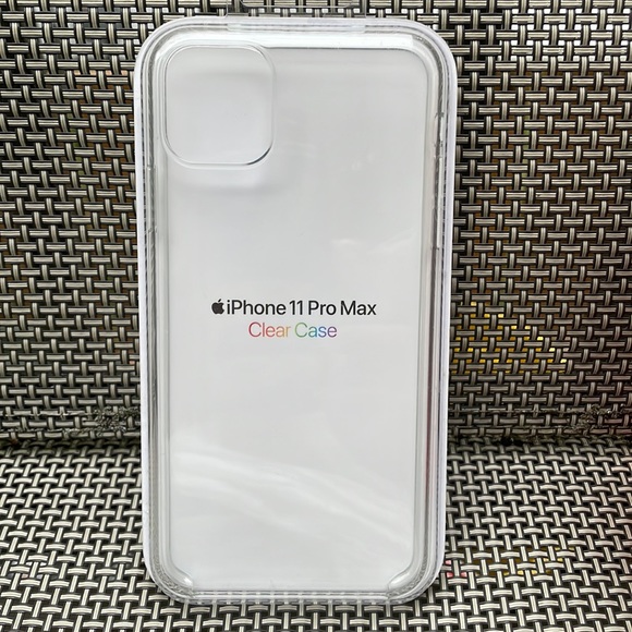 ⚜️IPhone 11 Pro Max Clear Silicone Phone Case! NWT! - Picture 1 of 5
